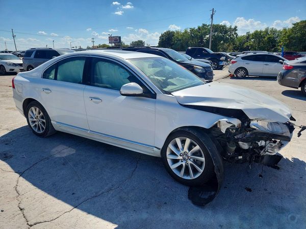 2014 VOLVO S80 — Passenger 3/4