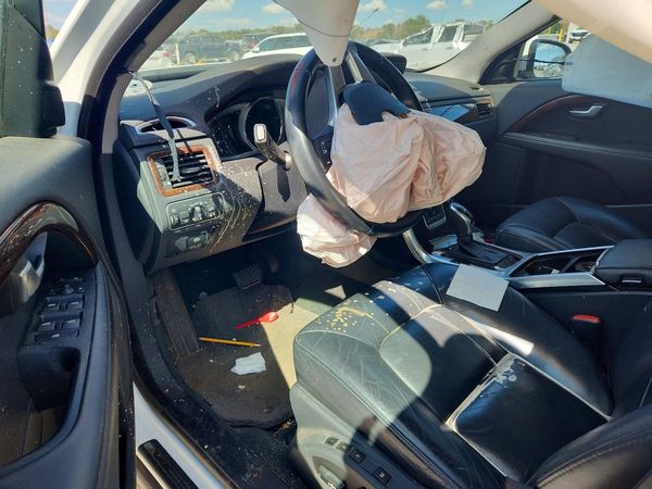 2014 VOLVO S80 — CKPT