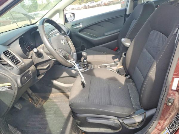 2018 KIA FORTE LX Base