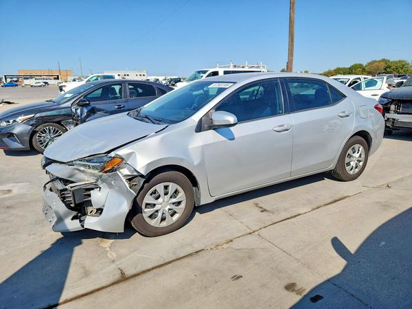 2017 TOYOTA COROLLA