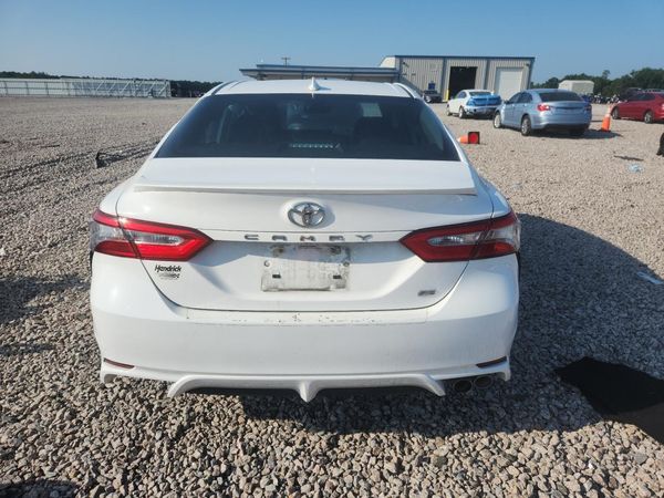 2019 TOYOTA CAMRY