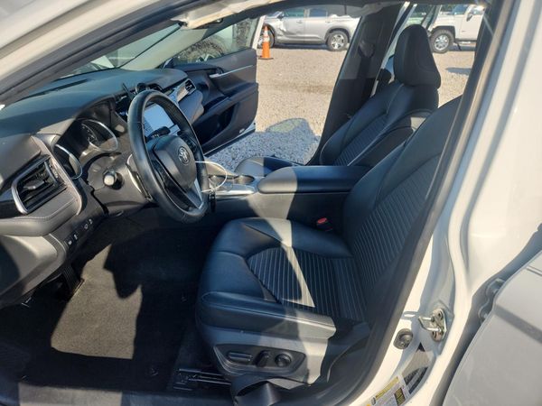 2019 TOYOTA CAMRY