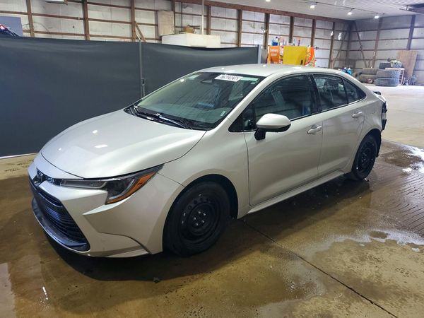 2025 TOYOTA COROLLA LE — Front 3/4