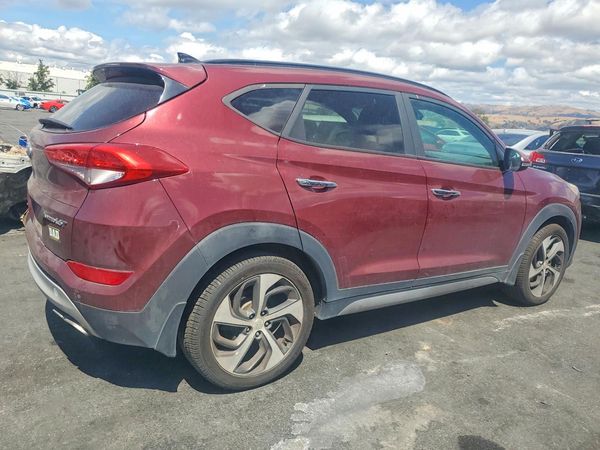 2017 HYUNDAI TUCSON
