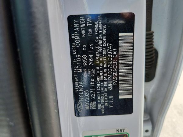 2025 HYUNDAI ELANTRA