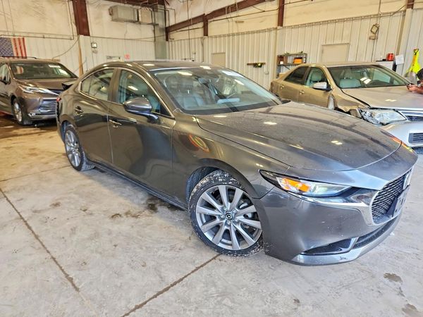 2022 MAZDA 3