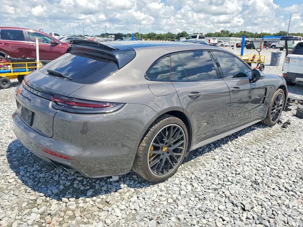 2018 PORSCHE PANAMERA4S