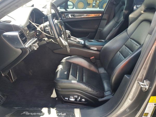 2018 PORSCHE PANAMERA4S