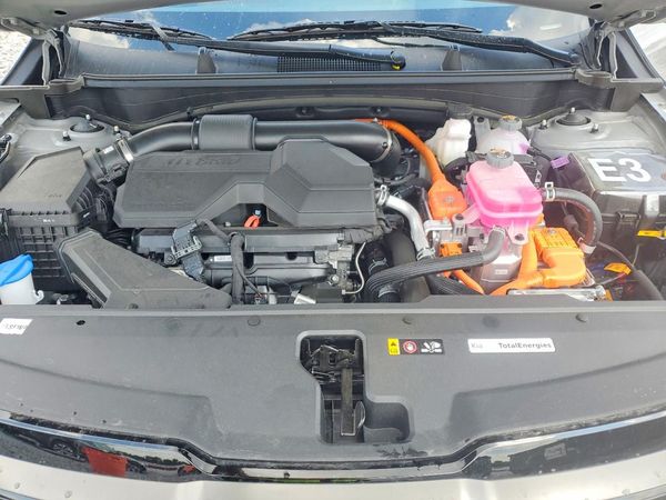 2026 KIA SPORTAGE HYBRID