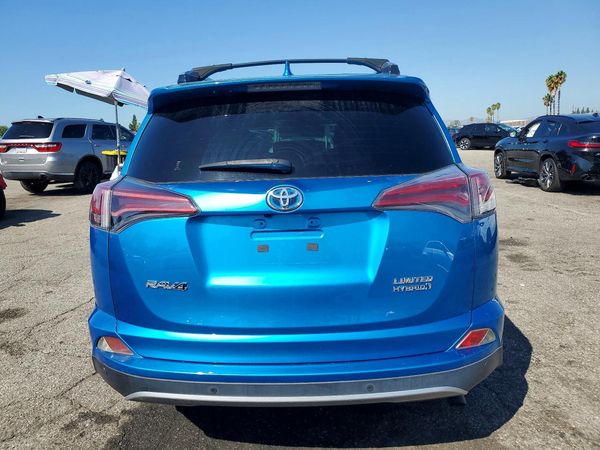 2018 TOYOTA RAV4 Ltd — DIRR