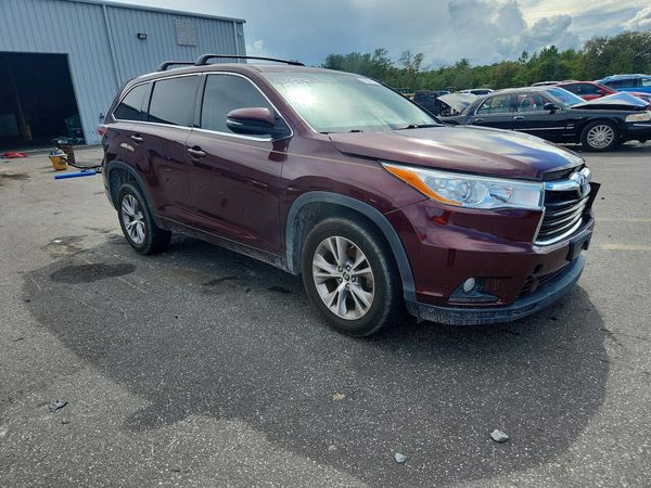 2016 TOYOTA HIGHLANDER