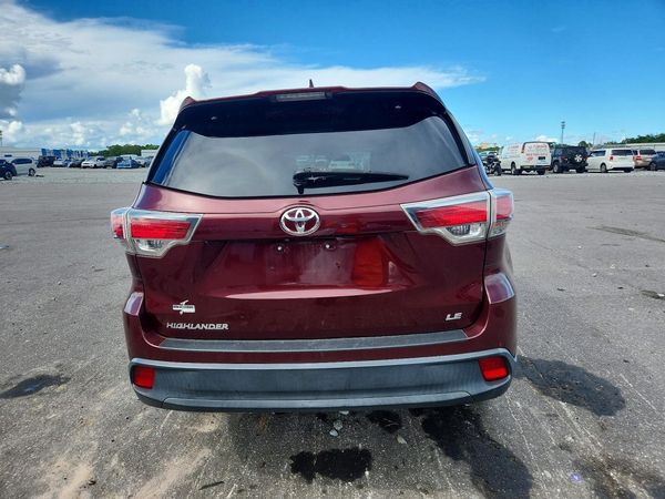 2016 TOYOTA HIGHLANDER