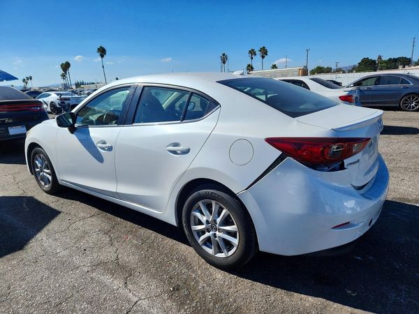 2015 MAZDA 3