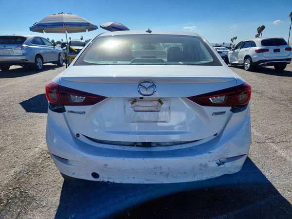 2015 MAZDA 3