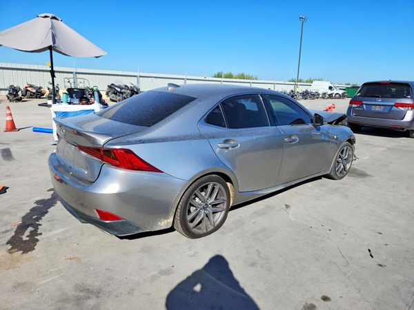 2017 LEXUS IS