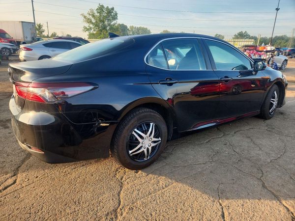 2024 TOYOTA CAMRY