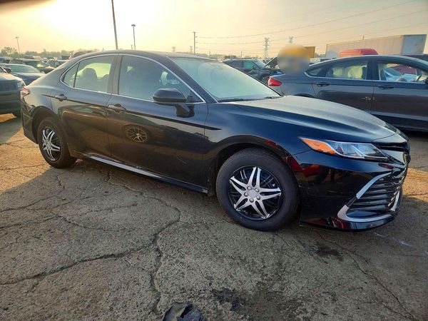 2024 TOYOTA CAMRY