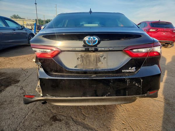 2024 TOYOTA CAMRY