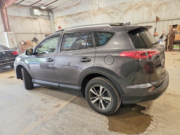 2017 TOYOTA RAV4 XLE