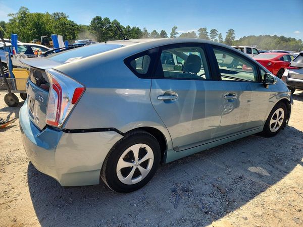 2014 TOYOTA PRIUS