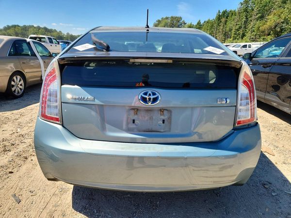 2014 TOYOTA PRIUS