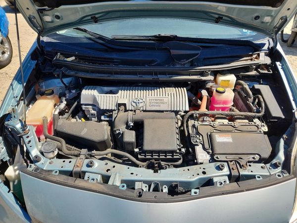 2014 TOYOTA PRIUS
