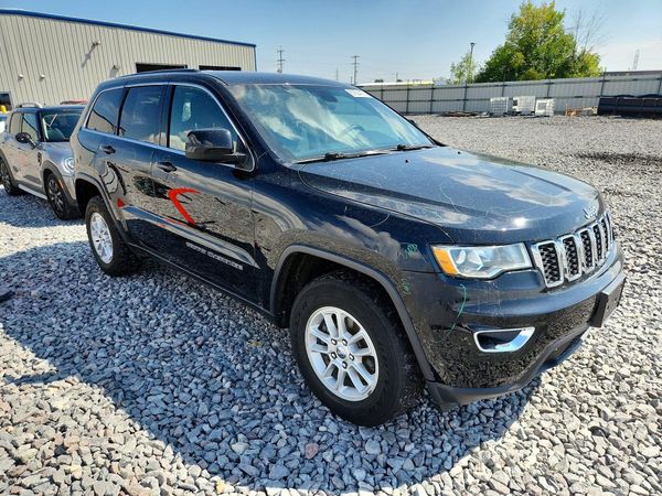 2018 JEEP GRAND CHEROKEE Laredo