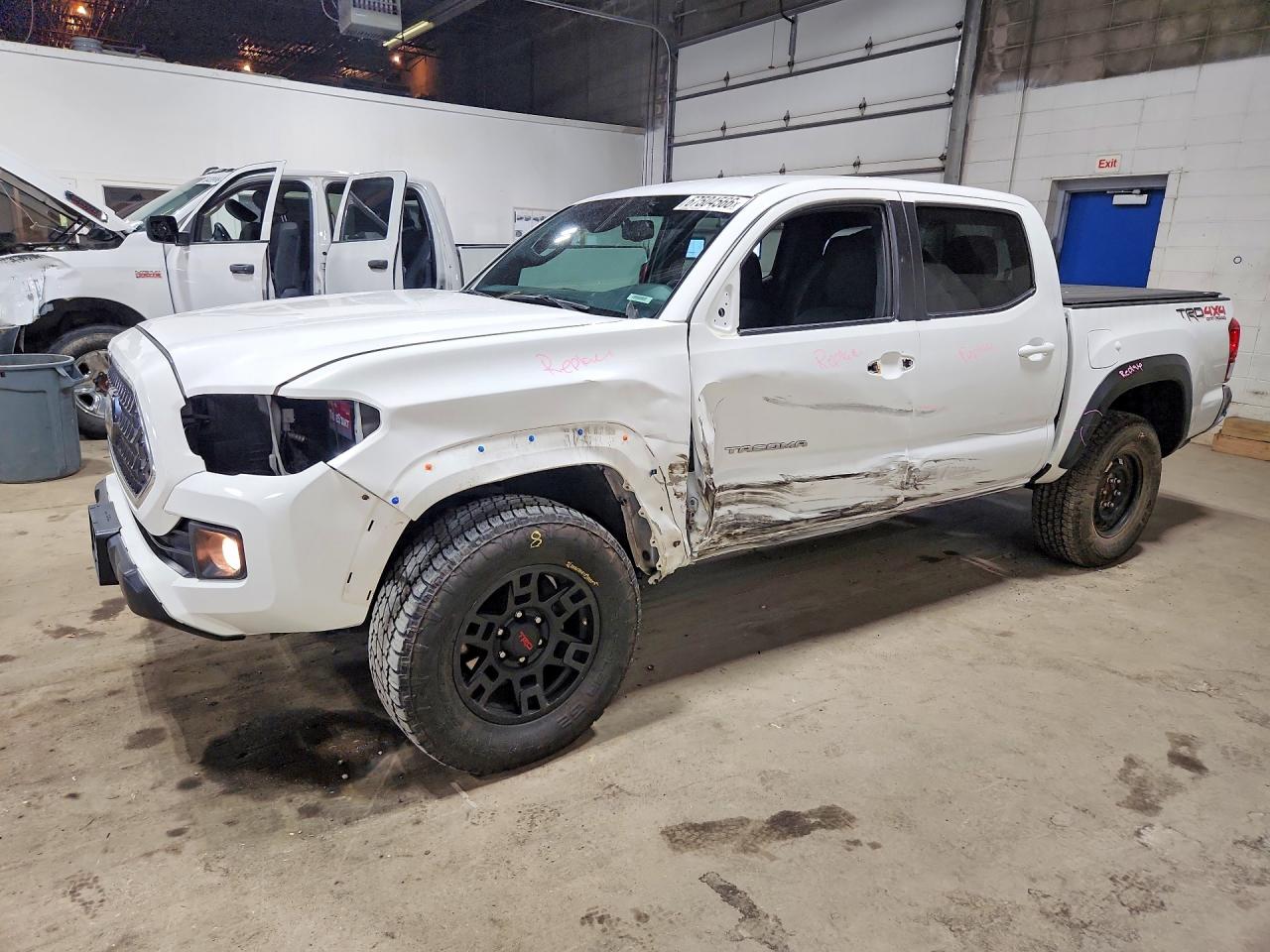 2018 TOYOTA TACOMA
