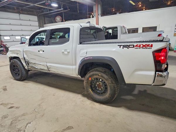 2018 TOYOTA TACOMA
