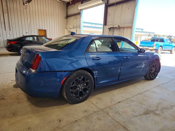2023 CHRYSLER 300