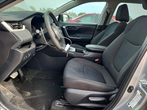 2024 TOYOTA RAV4 LE — DENT