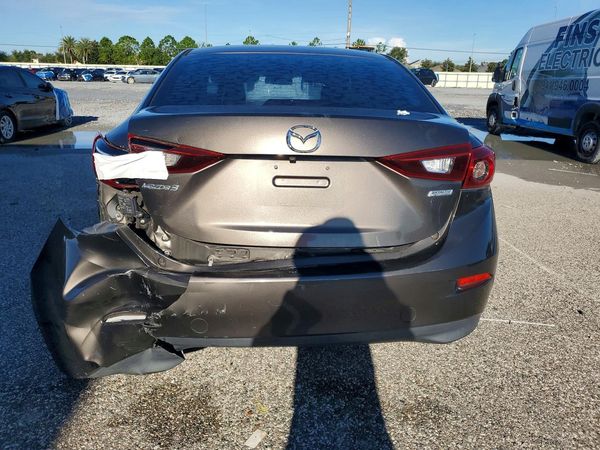 2017 MAZDA 3 Sport