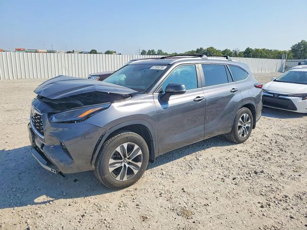 2024 TOYOTA HIGHLANDER