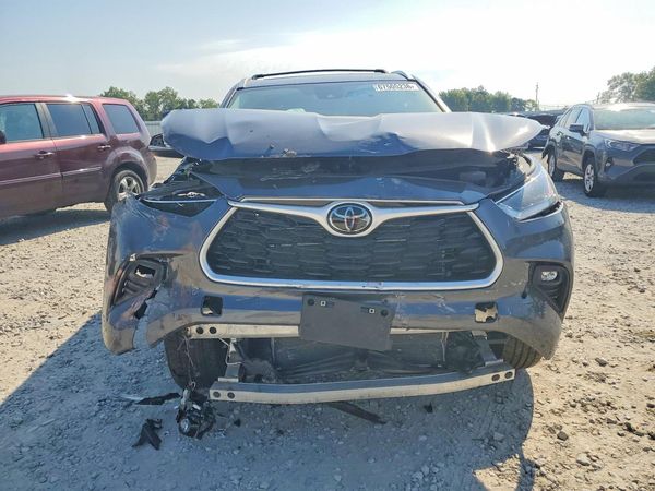 2024 TOYOTA HIGHLANDER