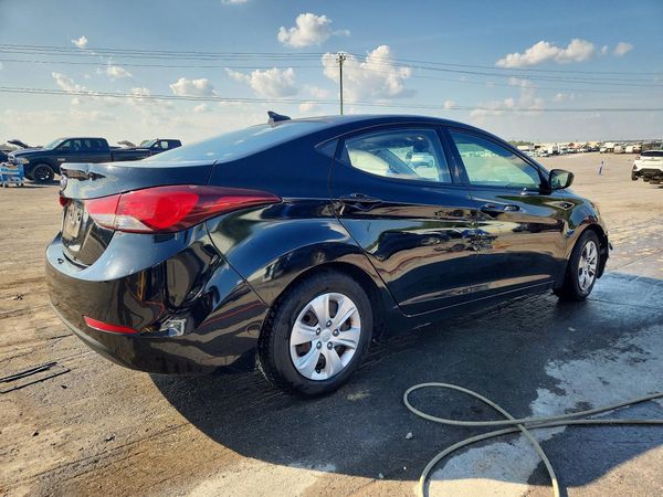 2016 HYUNDAI ELANTRA