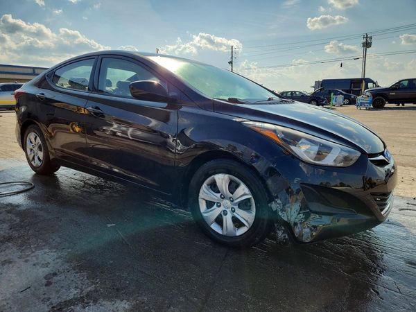 2016 HYUNDAI ELANTRA