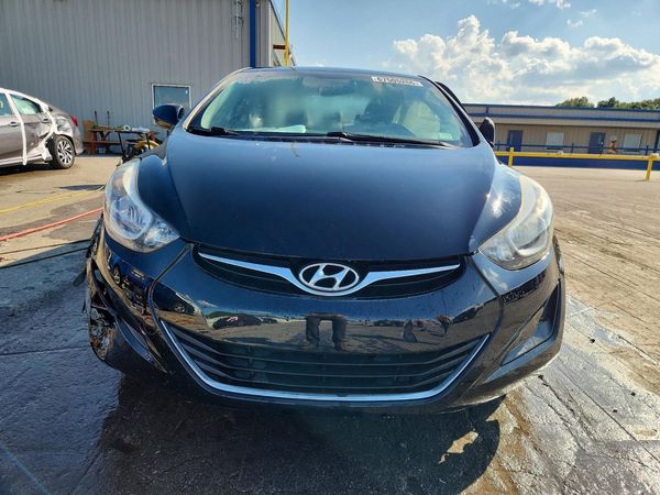 2016 HYUNDAI ELANTRA