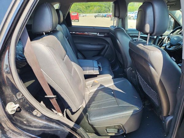 2014 KIA SORENTO
