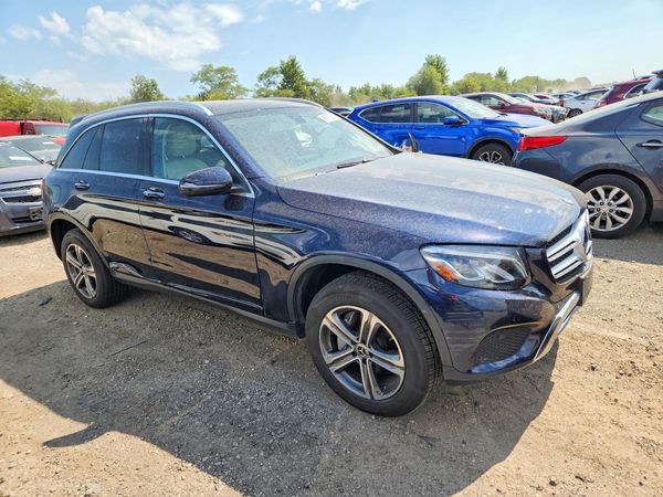 2017 MERCEDES-BENZ GLC GLC300 Base-4M