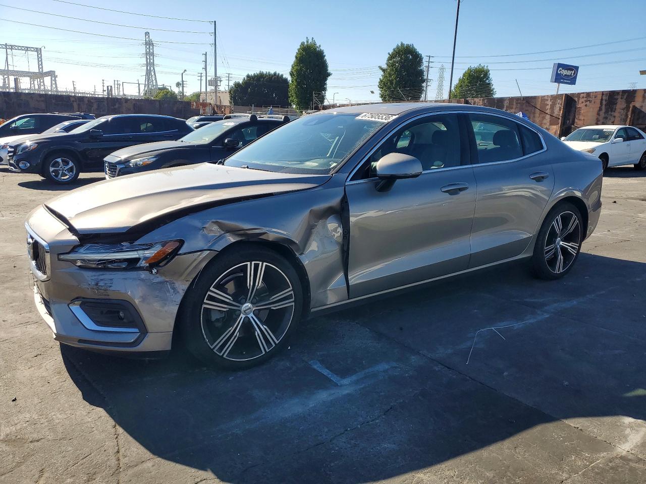 2020 VOLVO S60