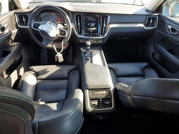 2020 VOLVO S60