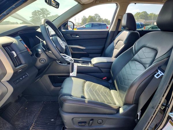 2025 NISSAN PATHFINDER