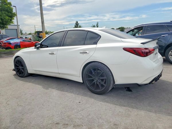 2021 INFINITI Q50 LUXE
