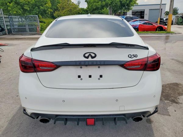 2021 INFINITI Q50 LUXE