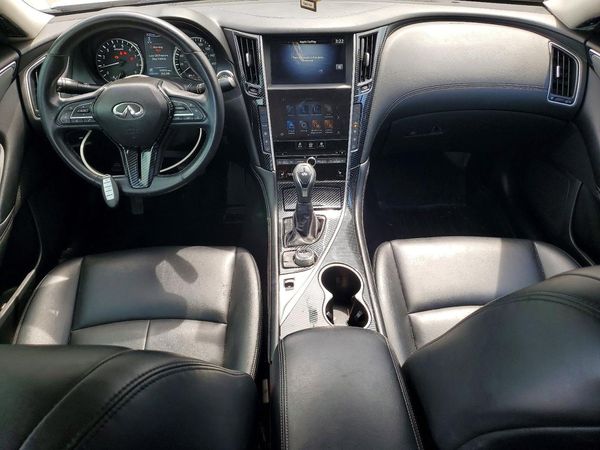 2021 INFINITI Q50 LUXE