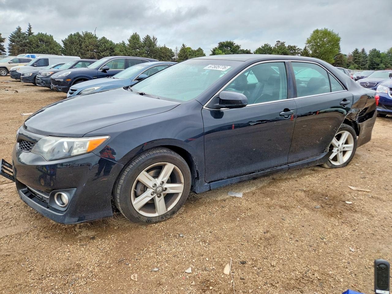 2014 TOYOTA CAMRY