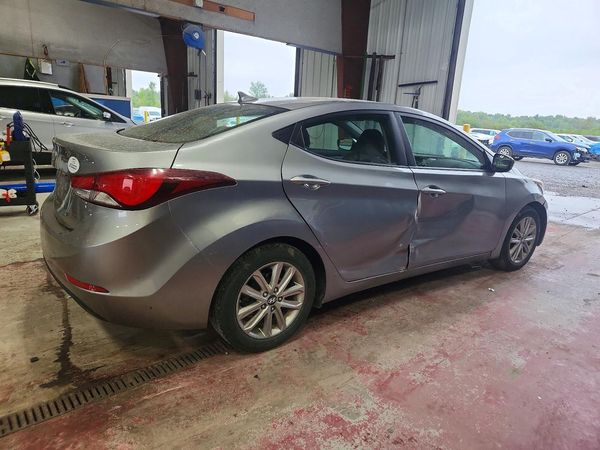 2014 HYUNDAI ELANTRA GLS (Middle)