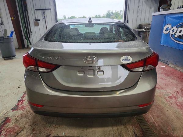 2014 HYUNDAI ELANTRA GLS (Middle)
