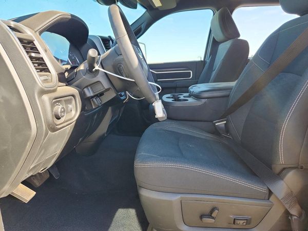2026 RAM 2500 BIG HORN CREW CAB 4X4 — DENT