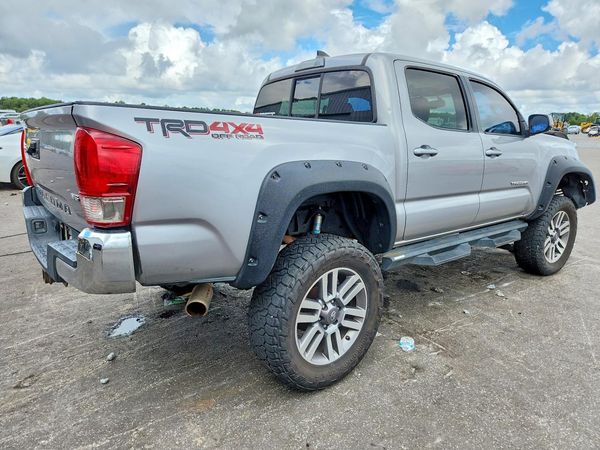 2016 TOYOTA TACOMA